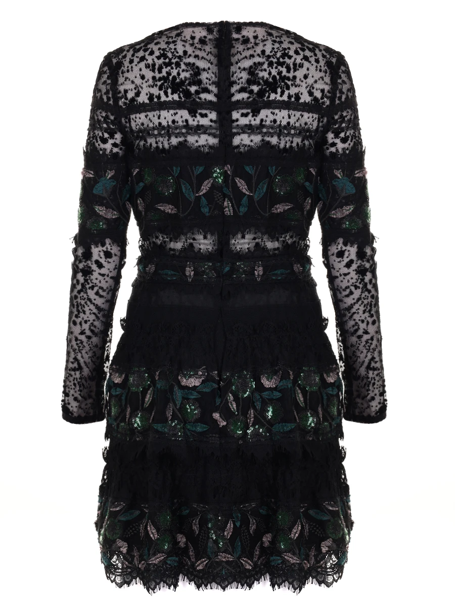 Платье с декором