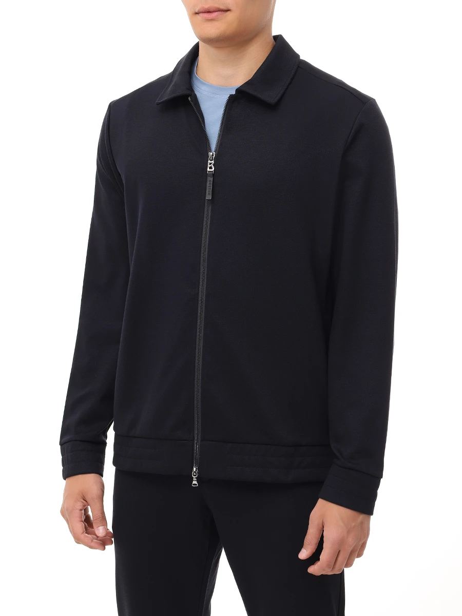 Костюм однотонный