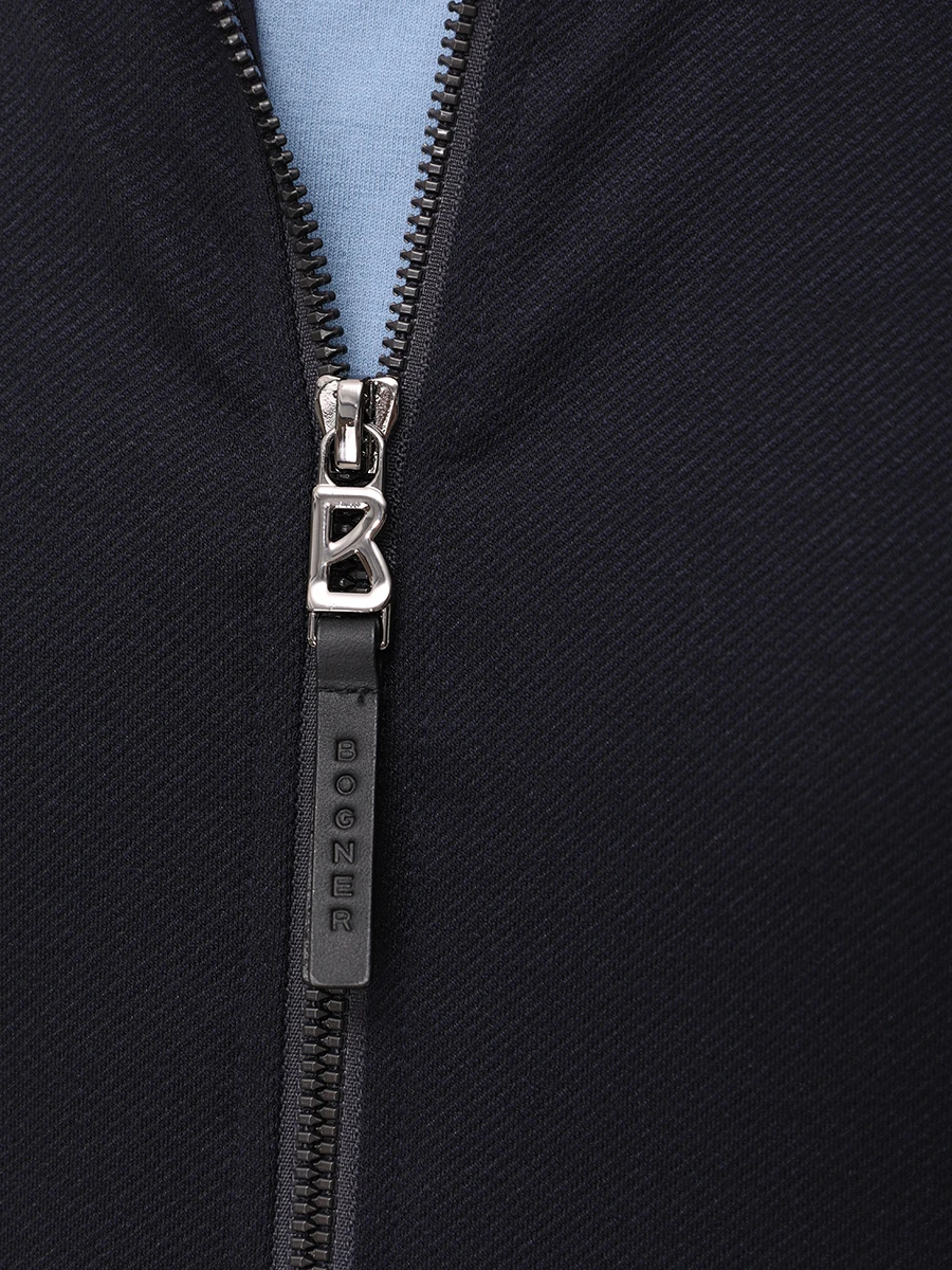 Костюм однотонный