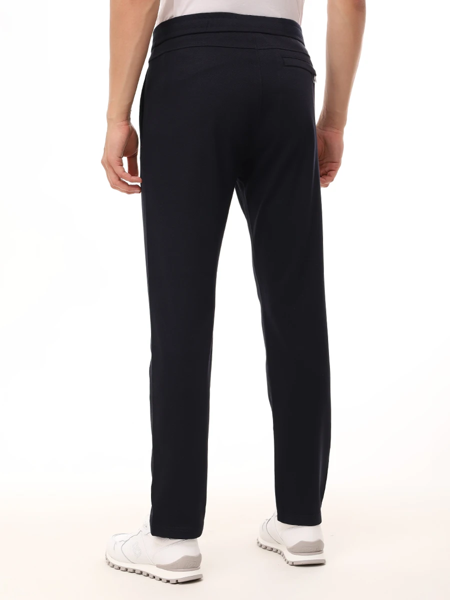 Костюм однотонный