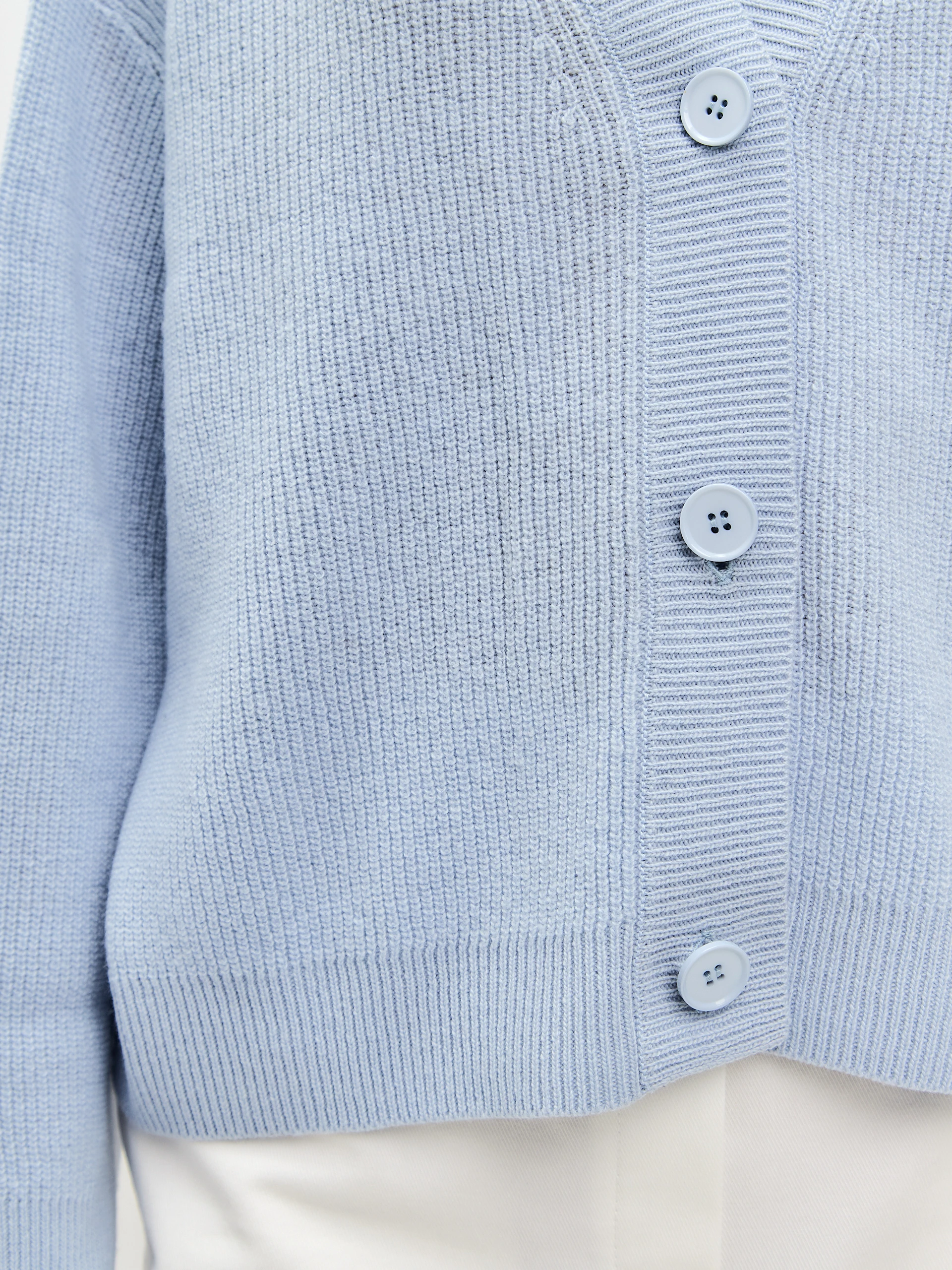 Кардиган шерстяной