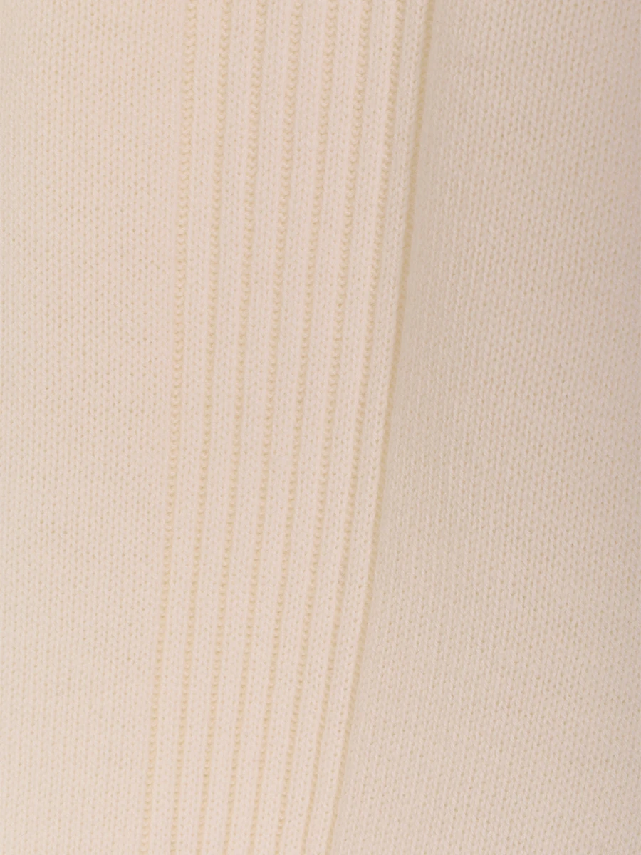 Свитер шерстяной