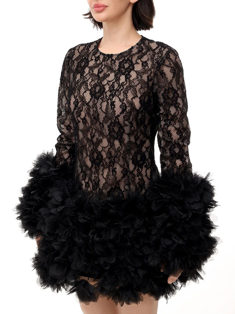 Платье кружевное