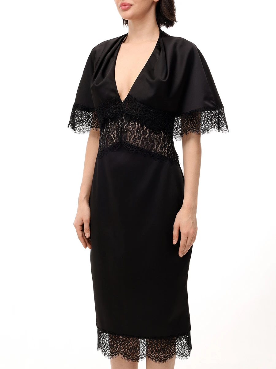 Платье с кружевом