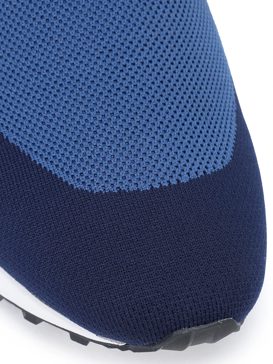 Кроссовки текстильные