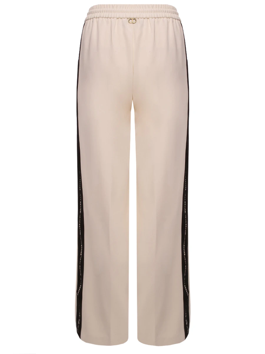 Костюм однотонный