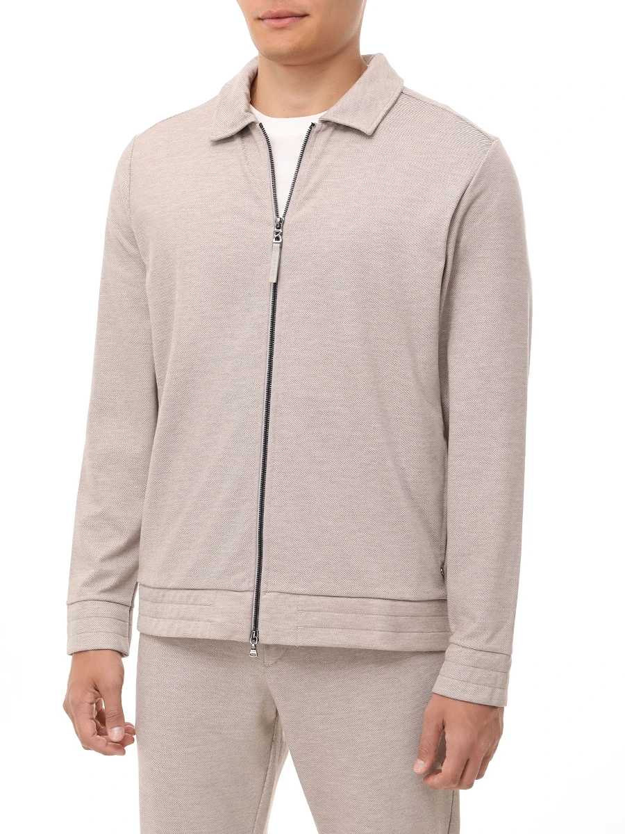 Костюм однотонный