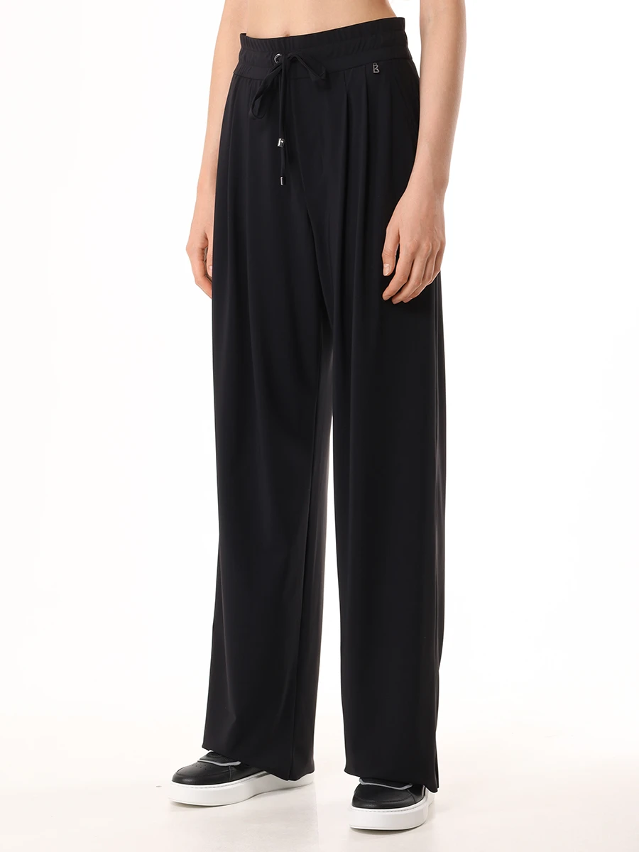 Костюм однотонный