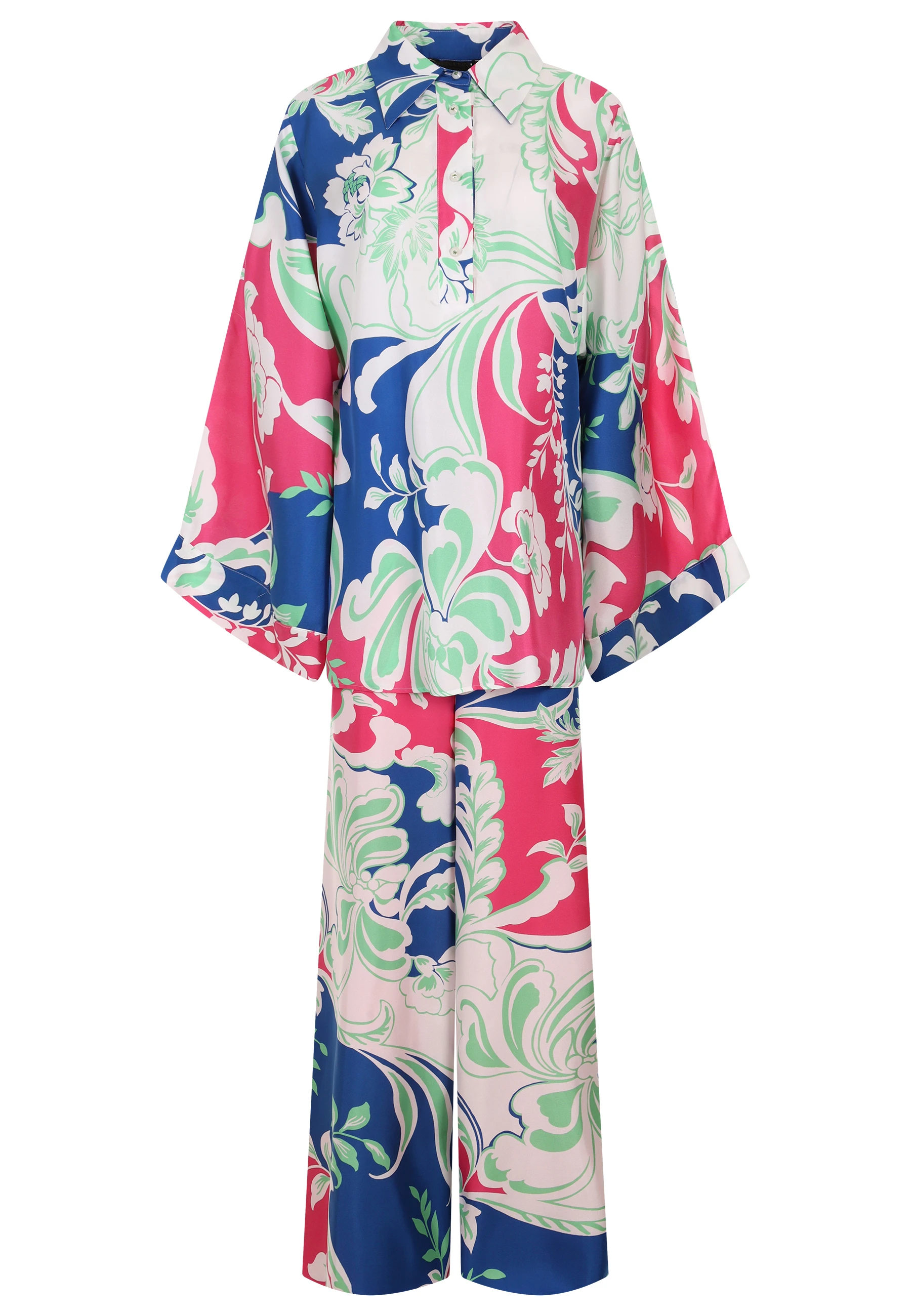 Костюм шелковый