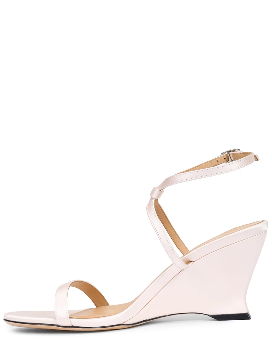 Босоножки кожаные