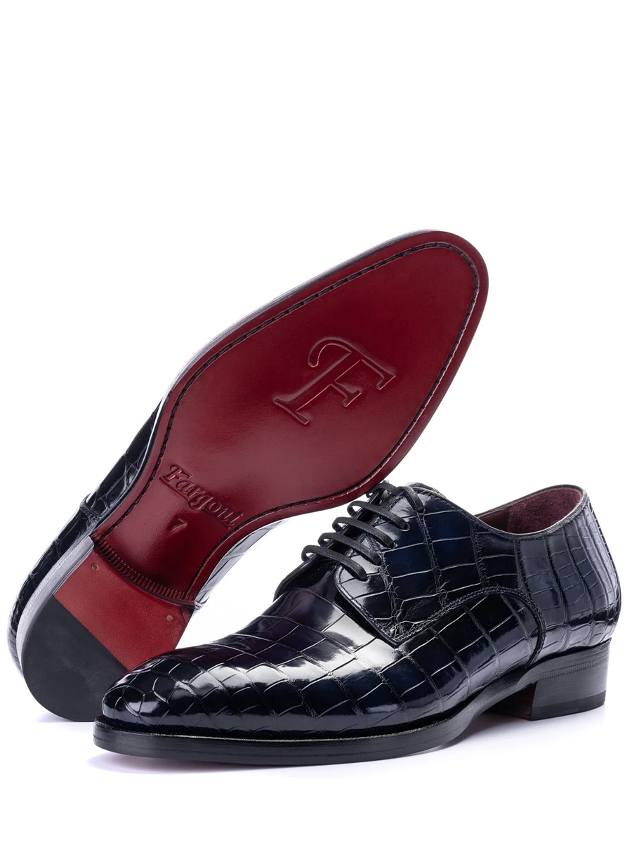 Дерби из кожи крокодила