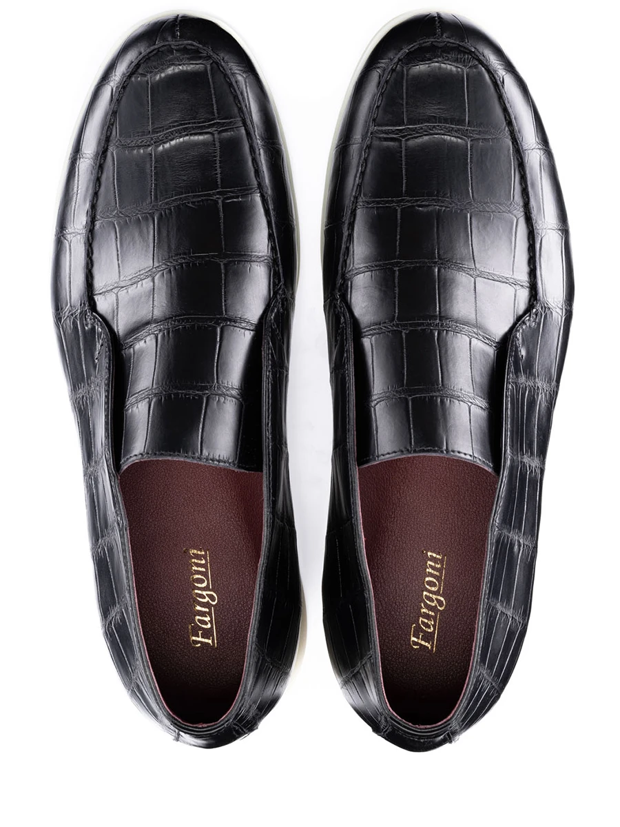 Лоферы из кожи крокодила