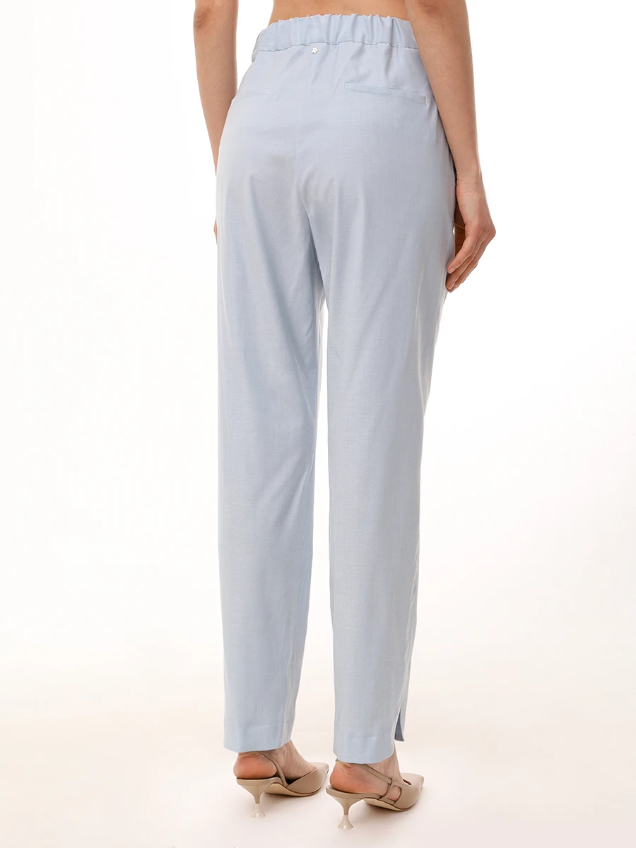 Костюм из шерсти и вискозы