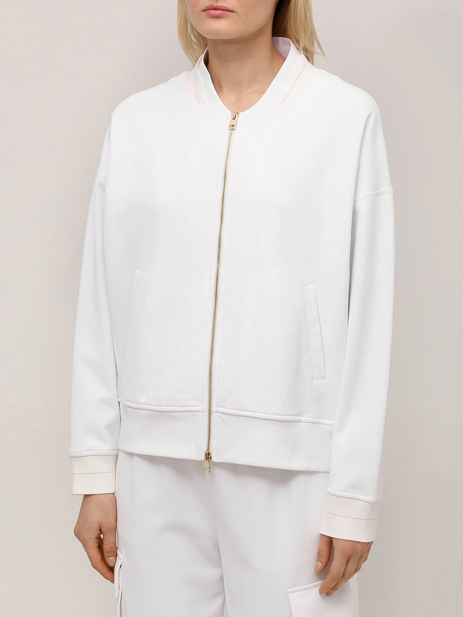 Костюм однотонный