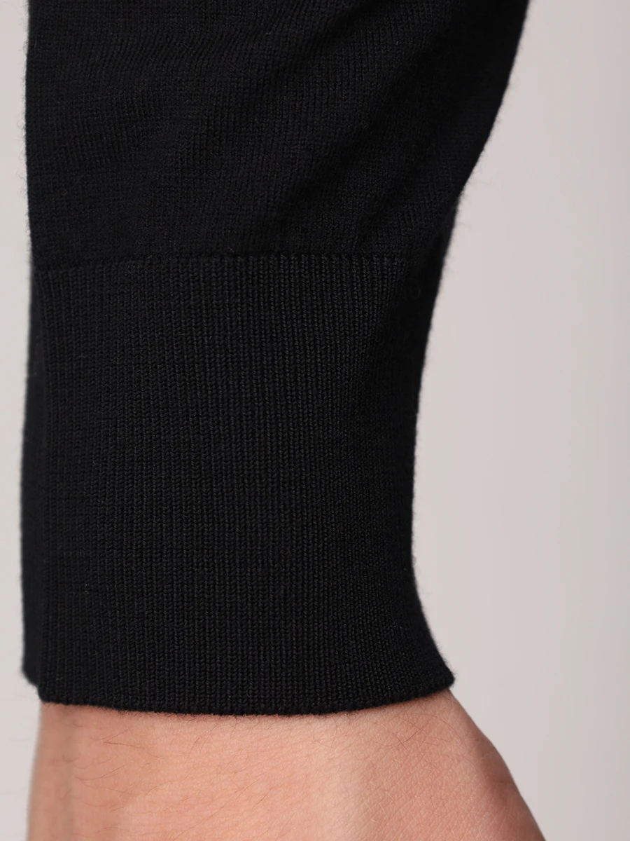 Джемпер шерстяной