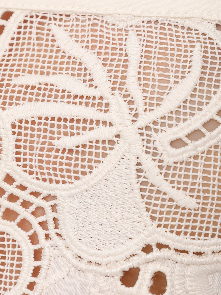 Топ с вышивкой