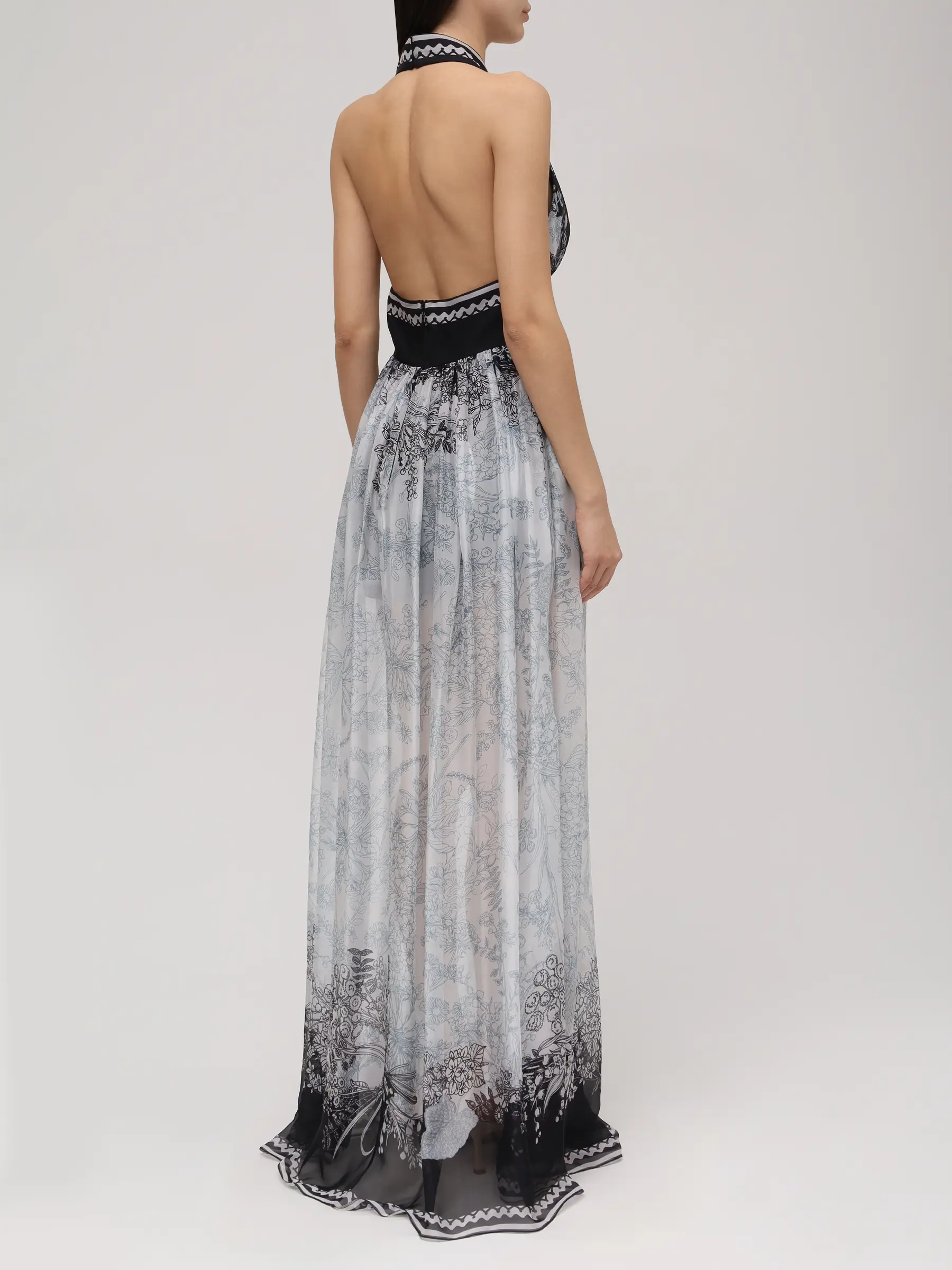 Платье шелковое