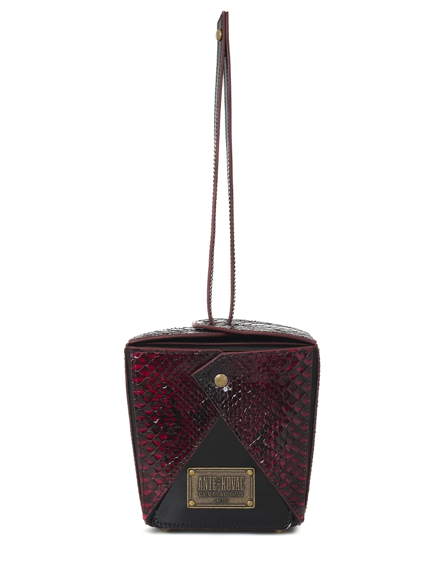 Клатч кожаный WOKBAG