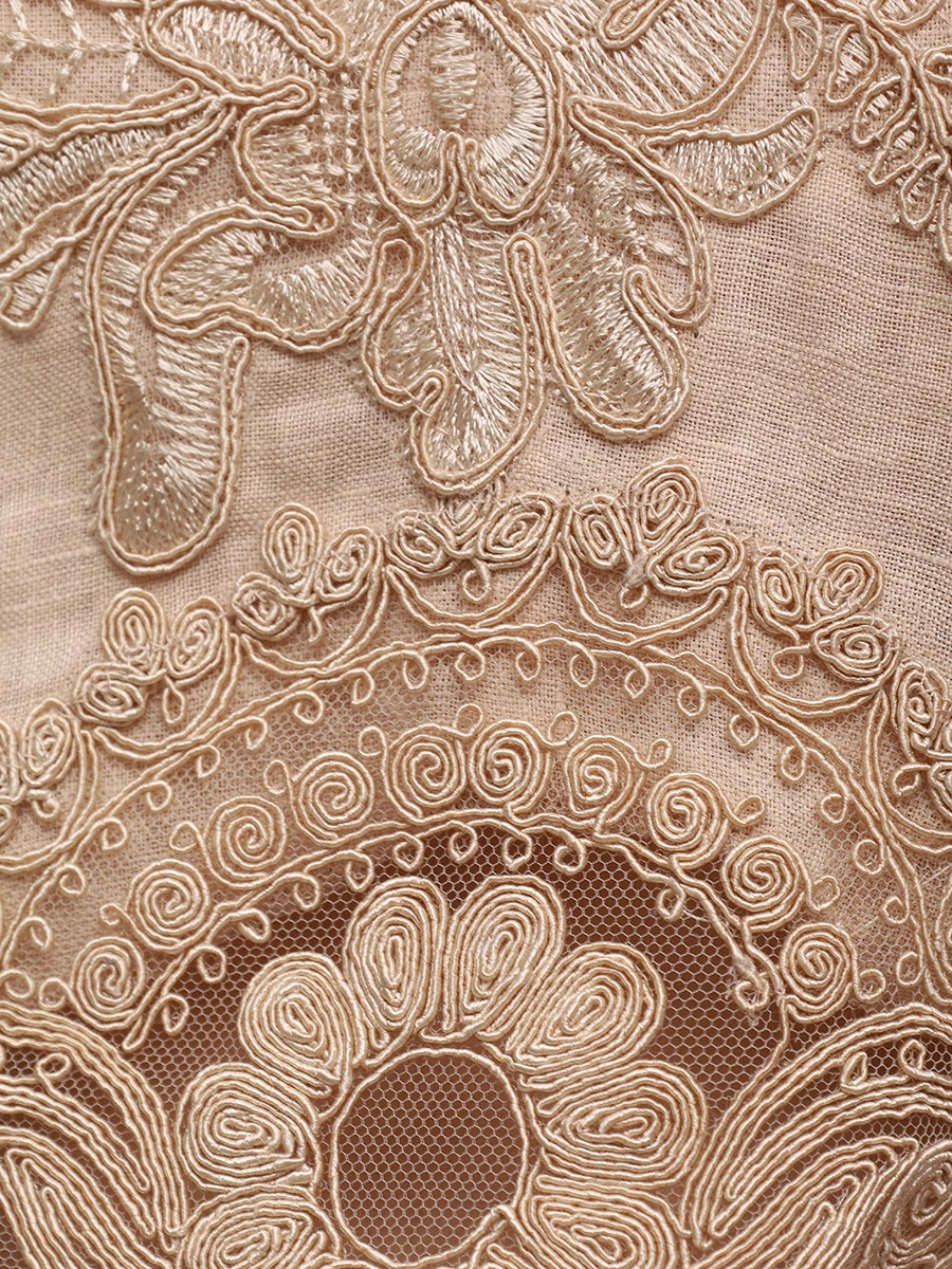 Кроп-топ с кружевом