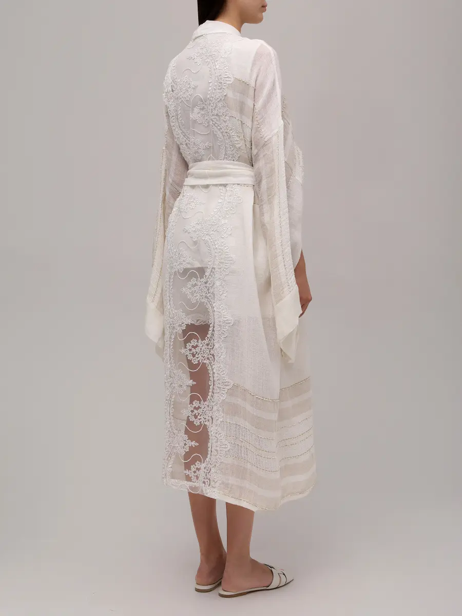 Туника льняная с кружевом