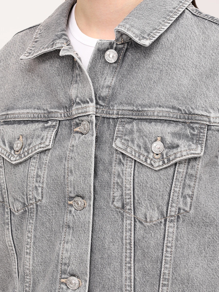 Куртка джинсовая