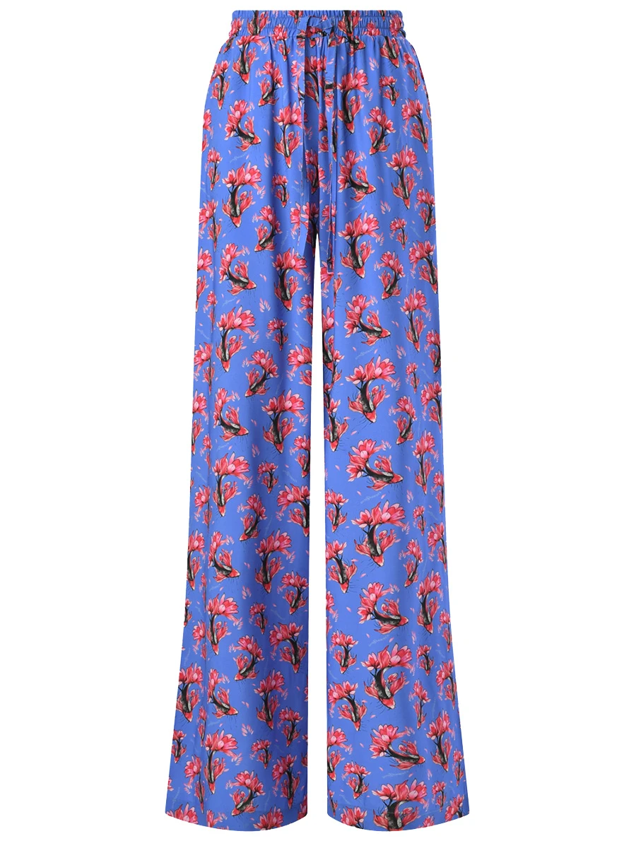 Костюм из вискозы