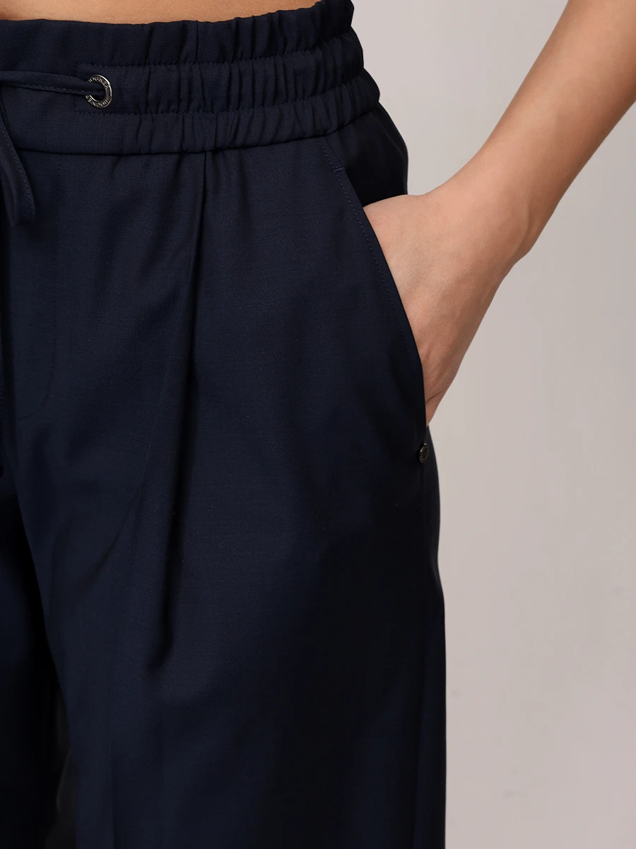 Костюм шерстяной