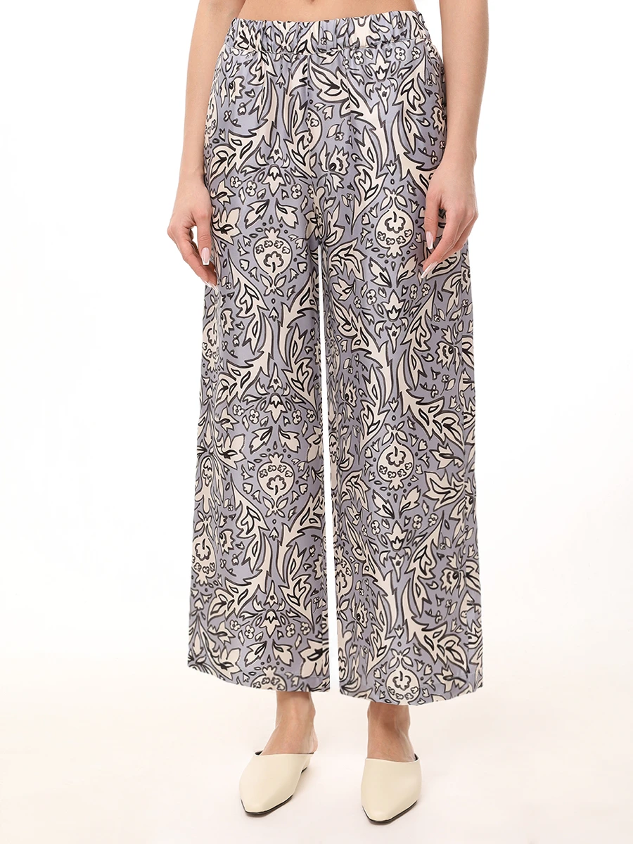 Костюм шелковый