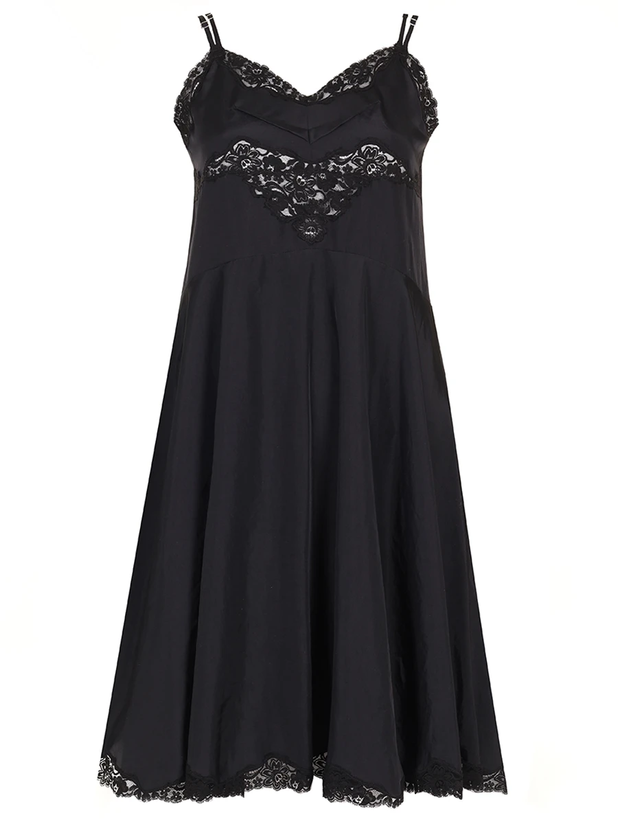 Платье с кружевом