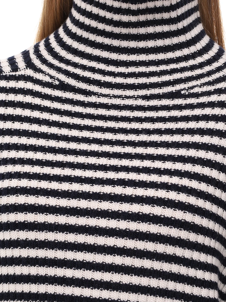 Джемпер шерстяной