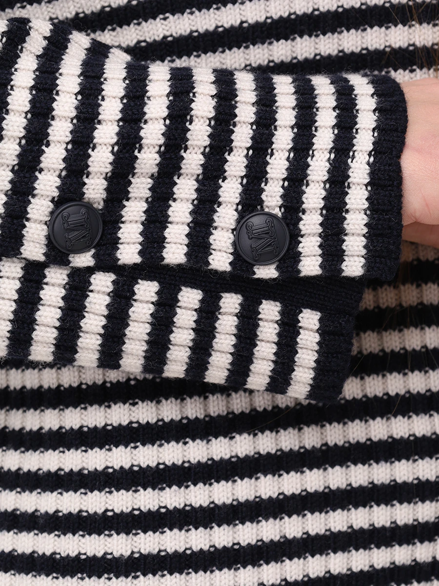 Джемпер шерстяной