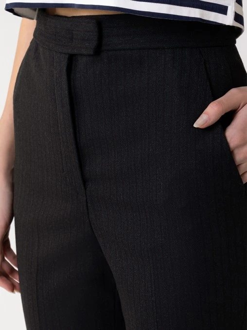 Брюки шерстяные FENDI