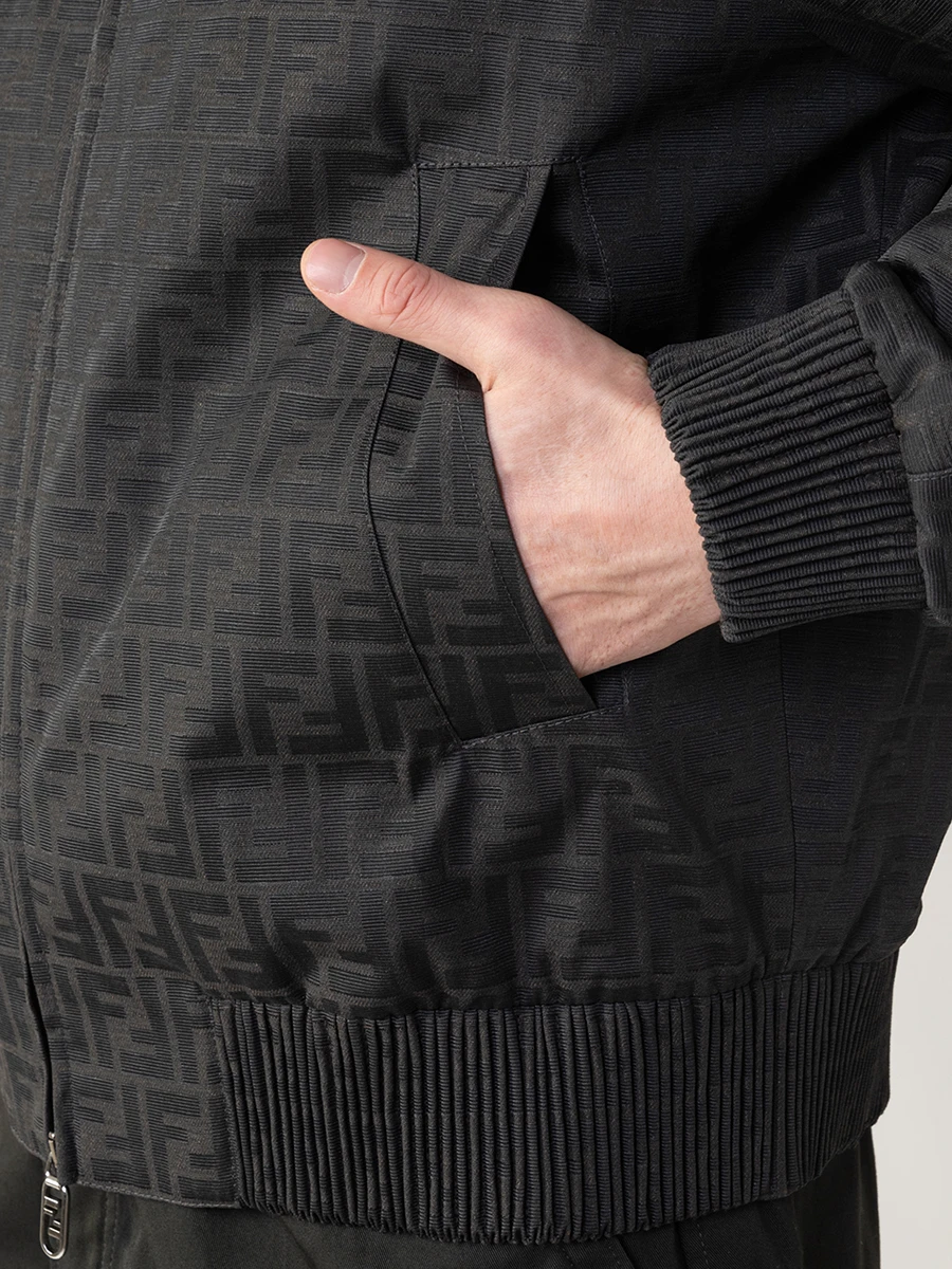 Бомбер с принтом