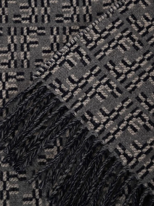Шарф шерстяной FENDI