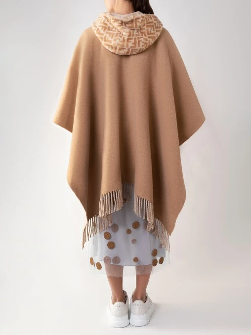 Пончо двустороннее FENDI