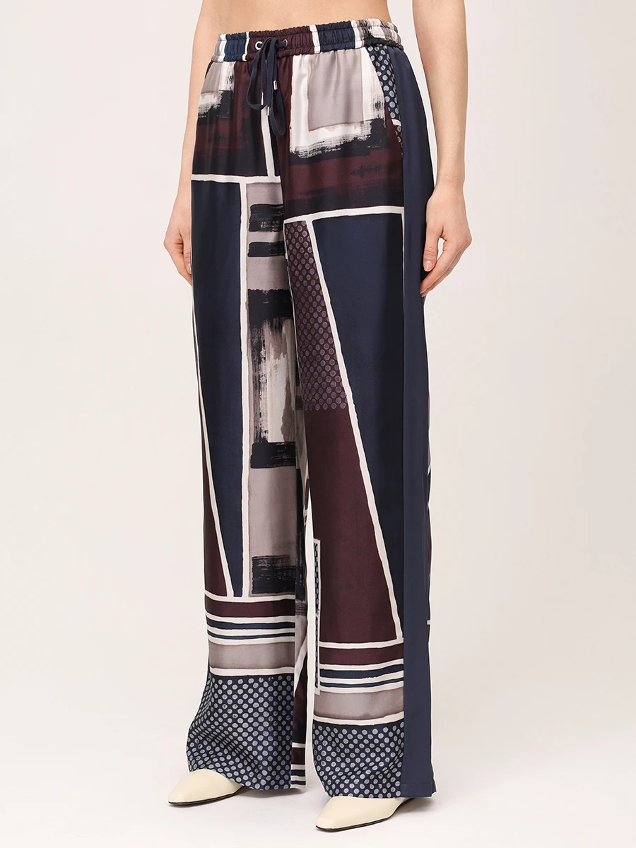 Костюм шелковый