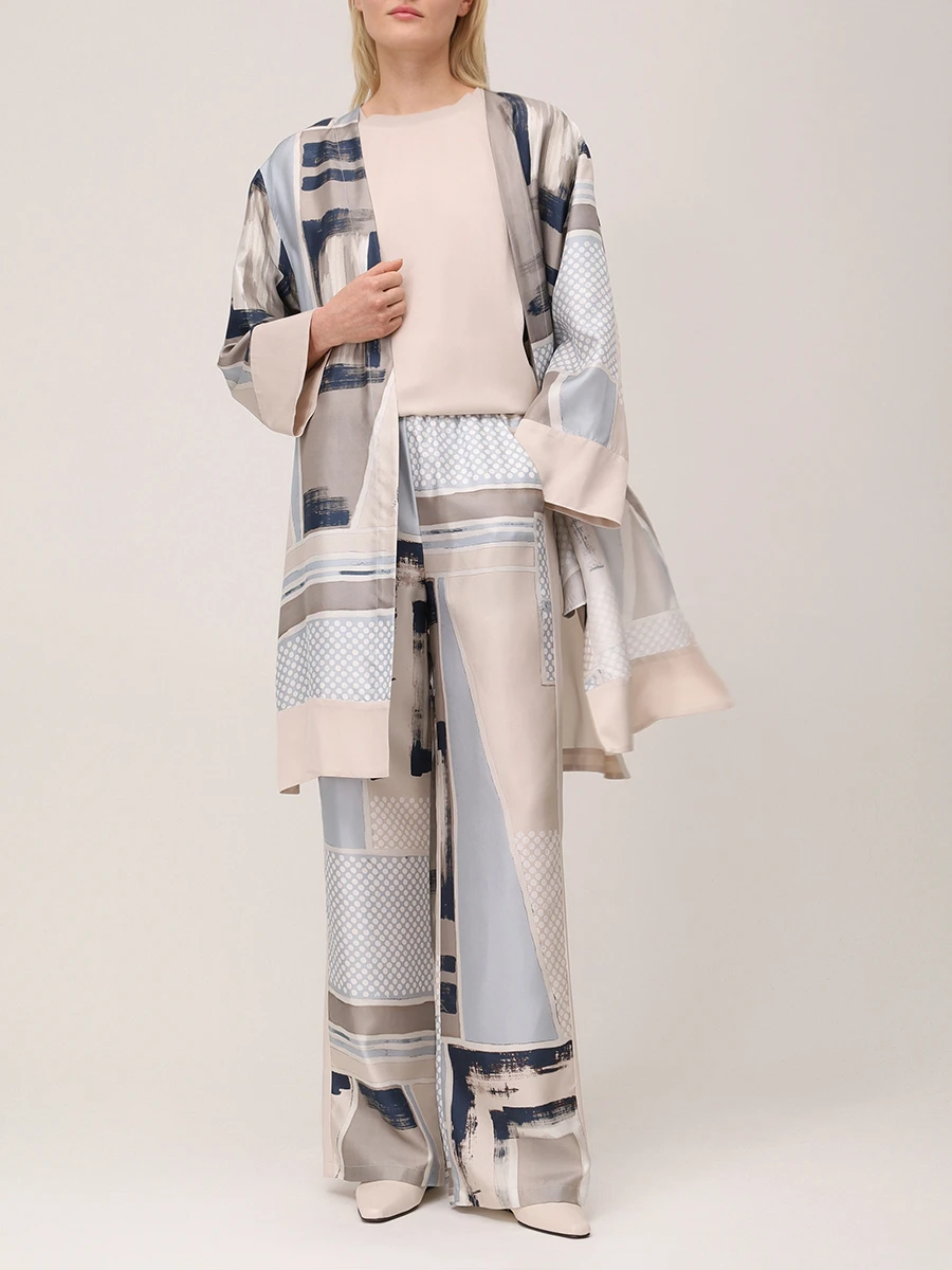 Костюм шелковый