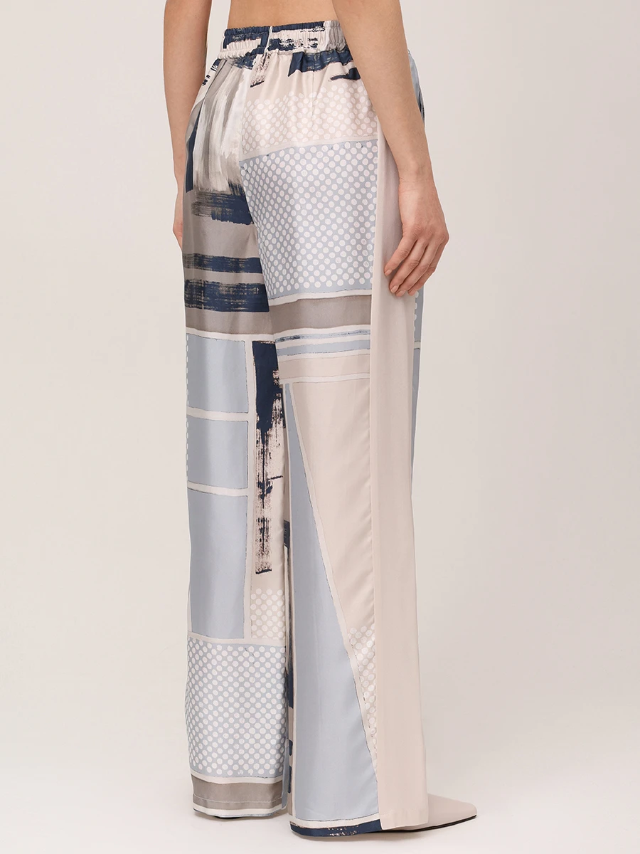 Костюм шелковый