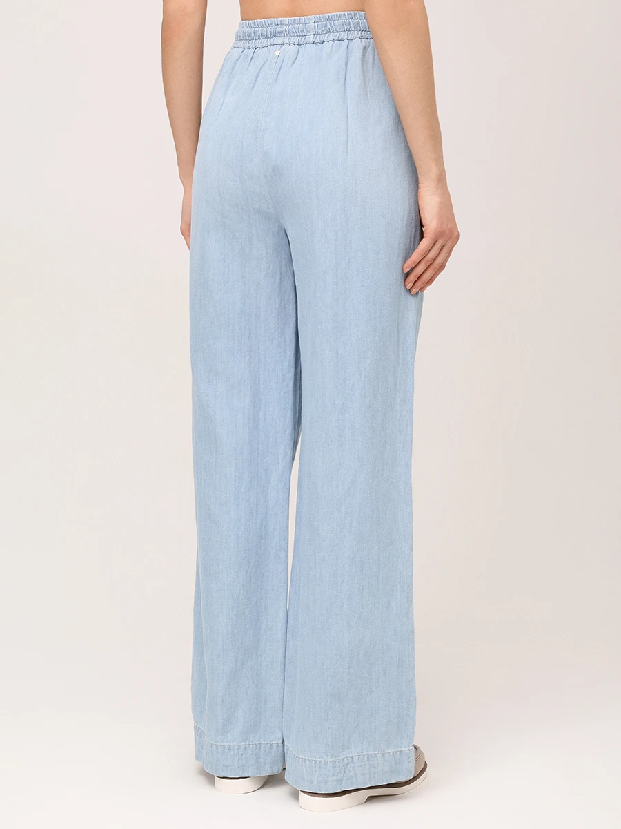 Костюм из хлопка и льна