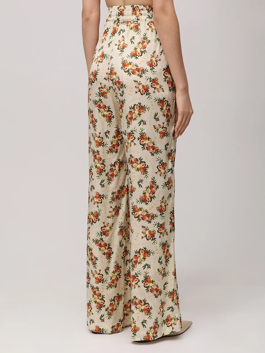 Костюм из вискозы