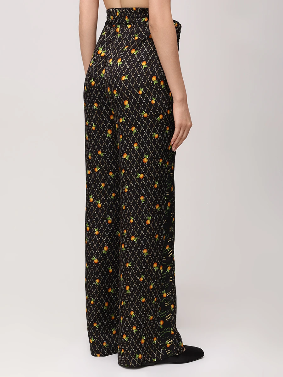 Костюм из вискозы