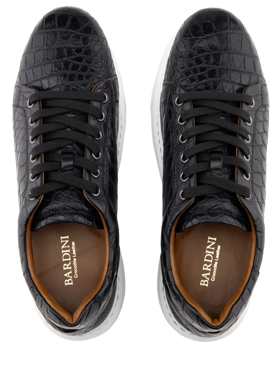 Кеды из кожи крокодила