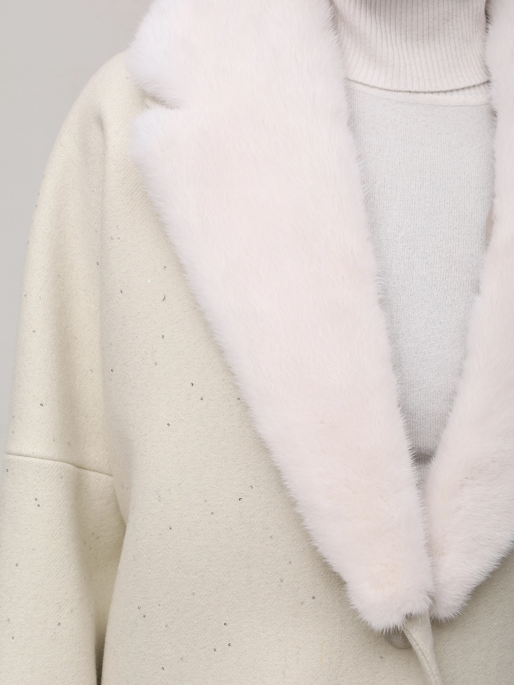 Костюм шерстяной