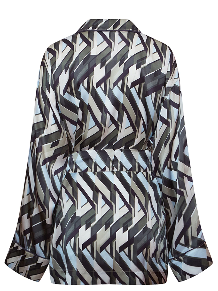 Костюм шелковый