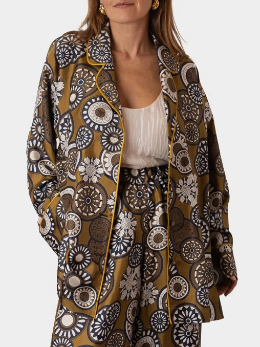 Костюм шелковый LECODE