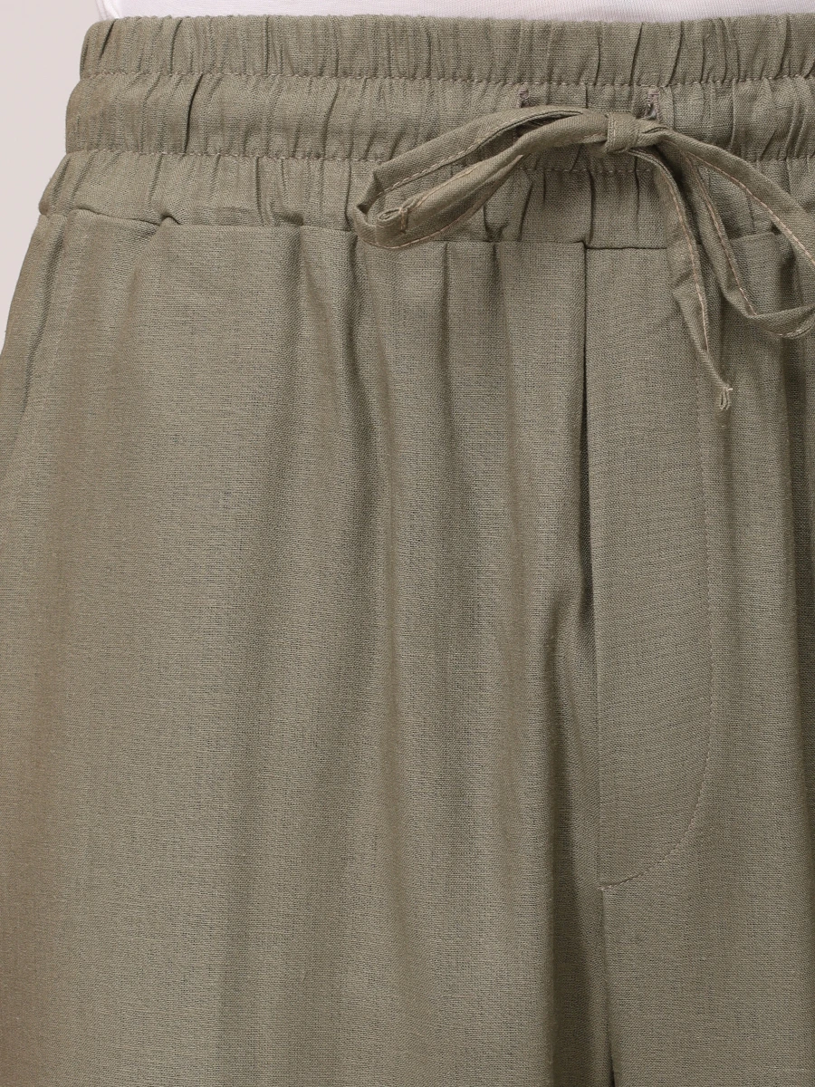 Брюки изо льна и вискозы