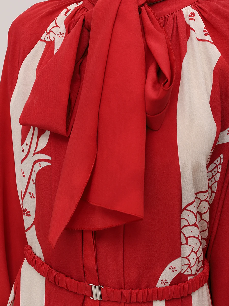 Платье шелковое