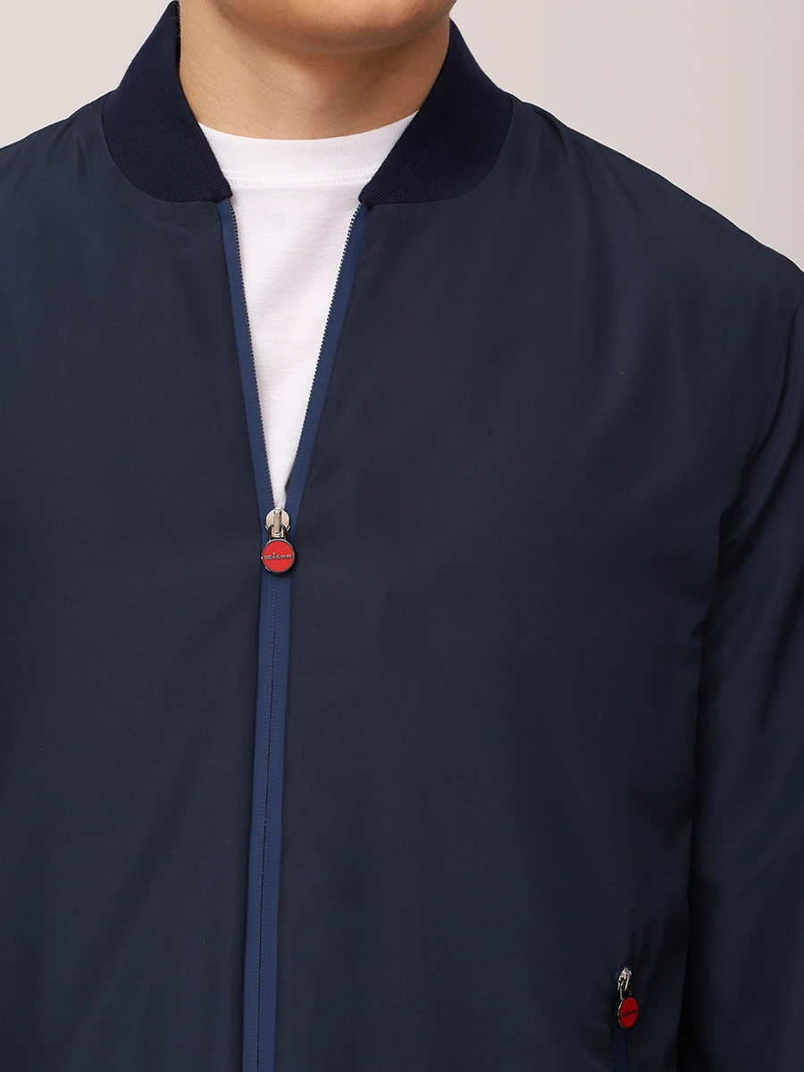 Бомбер однотонный