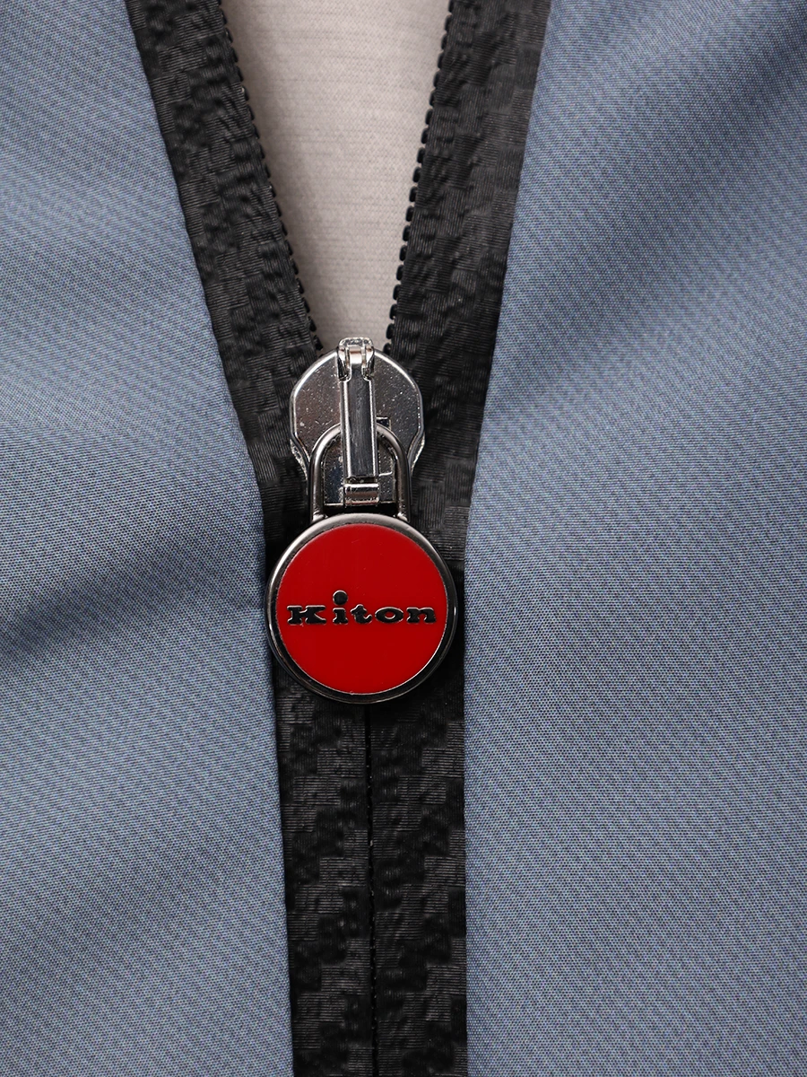 Бомбер однотонный