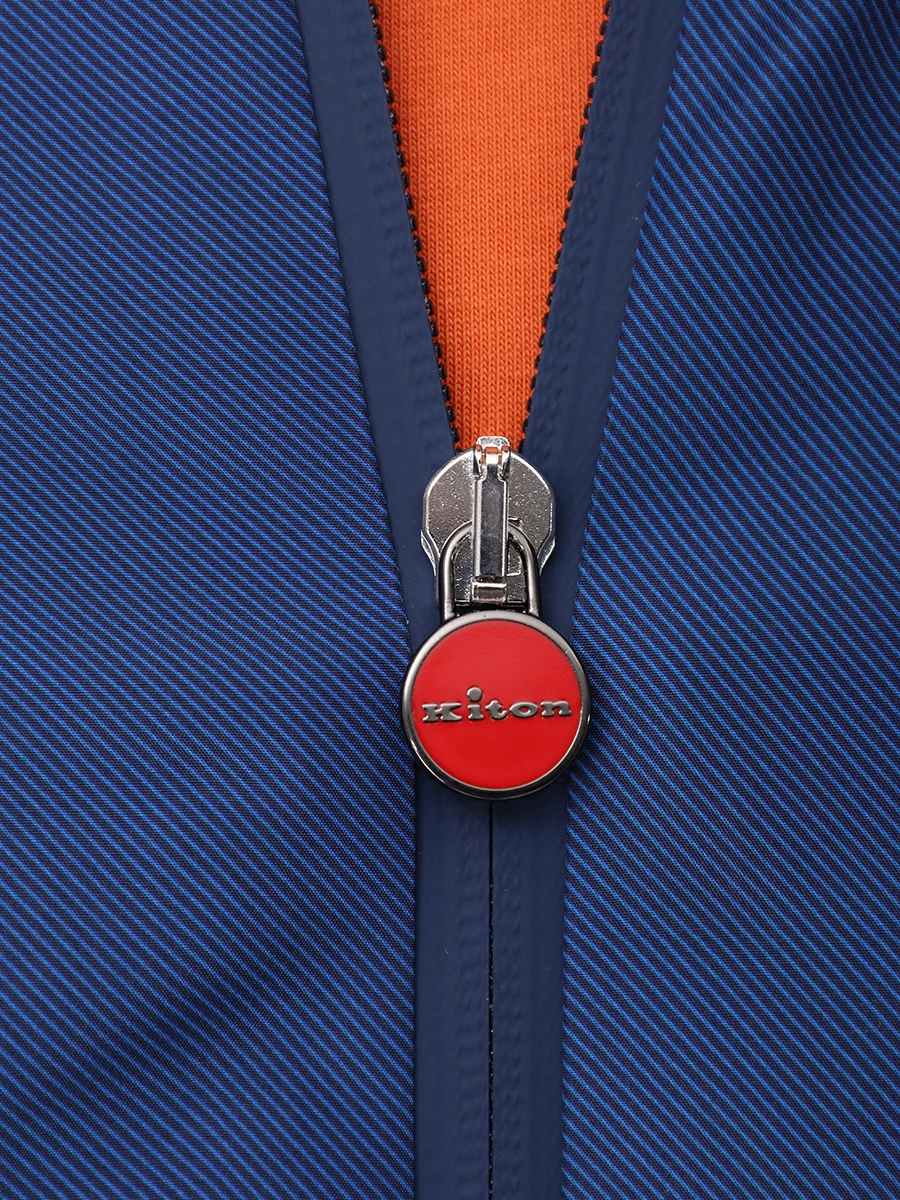 Бомбер однотонный